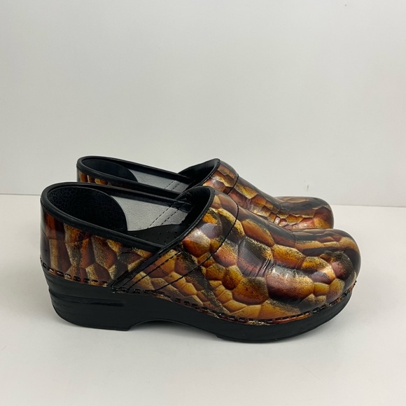 Dansko Professional Clogs Brown Gold Shiny Leather Women’s Size US 6.5-7 / EU 37 - Picture 4 of 16